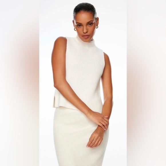 HEAVENLYARN SWEATER + SKIRT SET - Picture 2 of 5